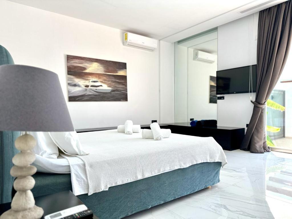 Leblanc Luxurious Beachfront Villa, Gcollectiongr Ermióni Eksteriør bilde
