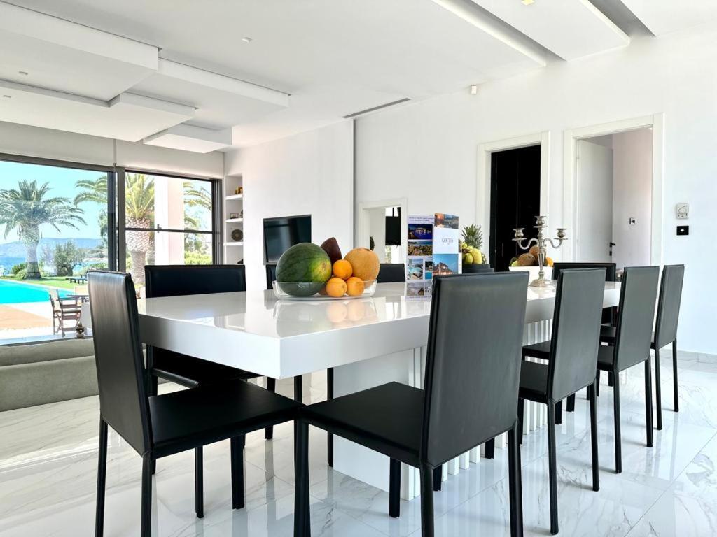 Leblanc Luxurious Beachfront Villa, Gcollectiongr Ermióni Eksteriør bilde